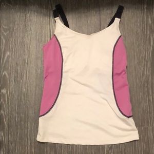 New balance workout top